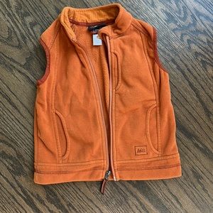 Adorable Little Boys Fleece Vest!